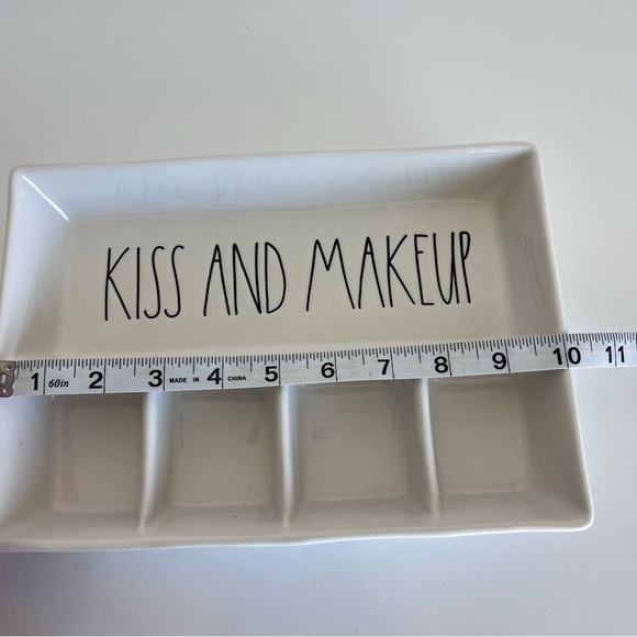 Rae Dunn Farmhouse 5 Part Divided Kiss and Makeup Tray - Picture 6 of 8